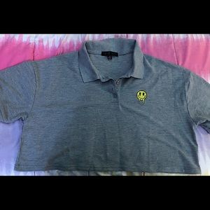 crop top w/ smiley face